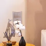 Selana και Ielios Trikerisuites Resort *