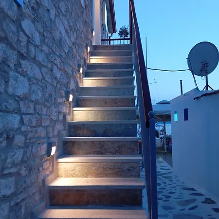 Selana και Ielios Trikerisuites