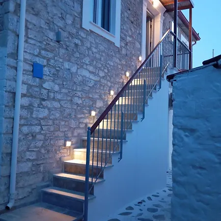 Selana και Ielios Trikerisuites Tríkeri